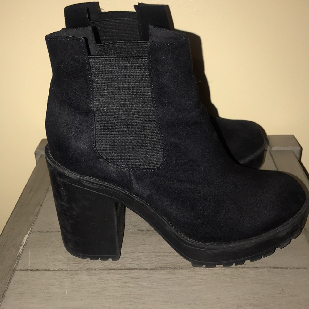 H&M (DIVIDED) ankle boots size 37